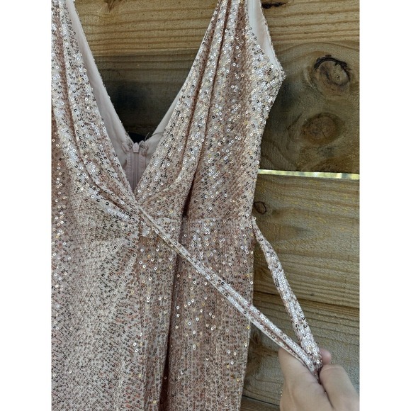 Fashion Nova Front‎ Of The Line Sequin Romper Size Small Rose Gold Color - Picture 7 of 15